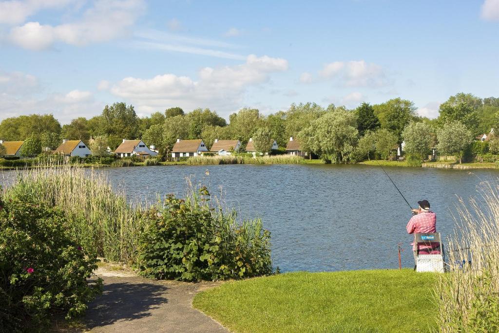 Sunparks Oostduinkerke - Plopsaland Hotel Bagian luar foto